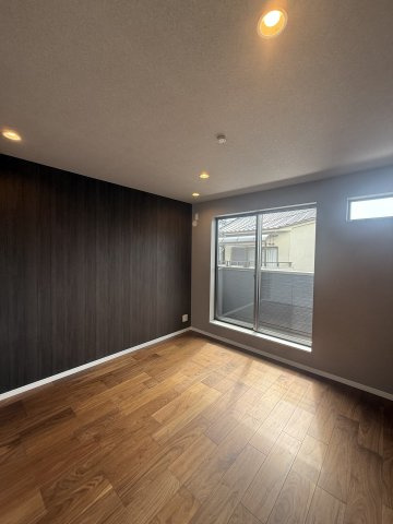 フルリノベ中古戸建　大東市緑が丘1丁目（平成6年築）の洋室