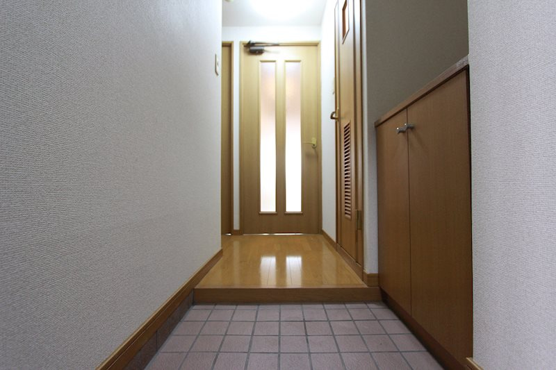 ダイコー新町の玄関