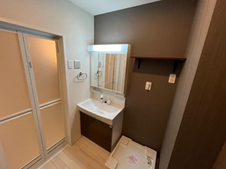 【洗面所】 | リュミエール | 洗髪洗面化粧台（イメージ）