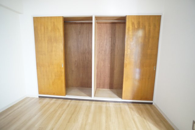 日興宝塚スカイマンションの収納