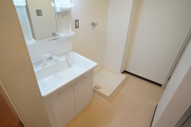 日興宝塚スカイマンションの洗面所