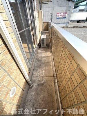 【バルコニー】 | ファミーユ曙 | 南西向き