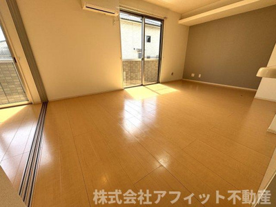 【居間・リビング】 | ファミーユ曙