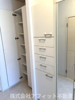 【その他】 | ファミーユ曙 | 洗面室収納