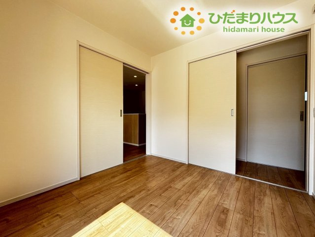 本庄市見福　17期　新築一戸建て　ずっとプラス　02の洋室|小さなお子様がいらっしゃるご家庭の方は
育児部屋や収納部屋として利用するのも◎