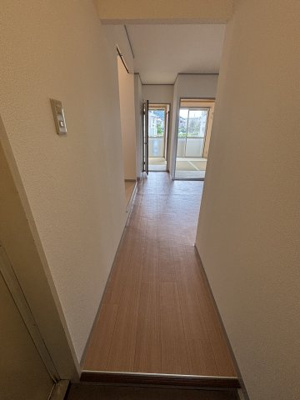 【玄関】 | K.ひるさいどてらすA