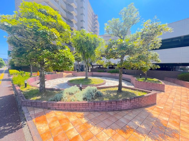 グランド・ルー博多南ガーデネッセのエントランス