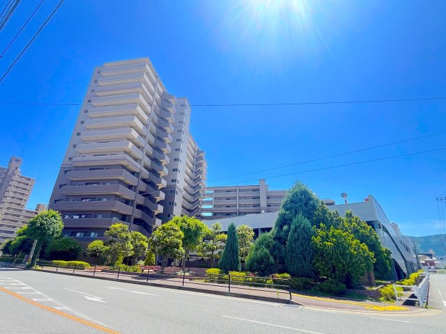 グランド・ルー博多南ガーデネッセ