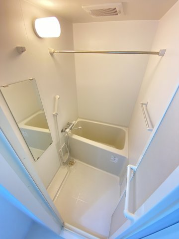 大阪市浪速区恵美須西３丁目の賃貸マンションの浴室