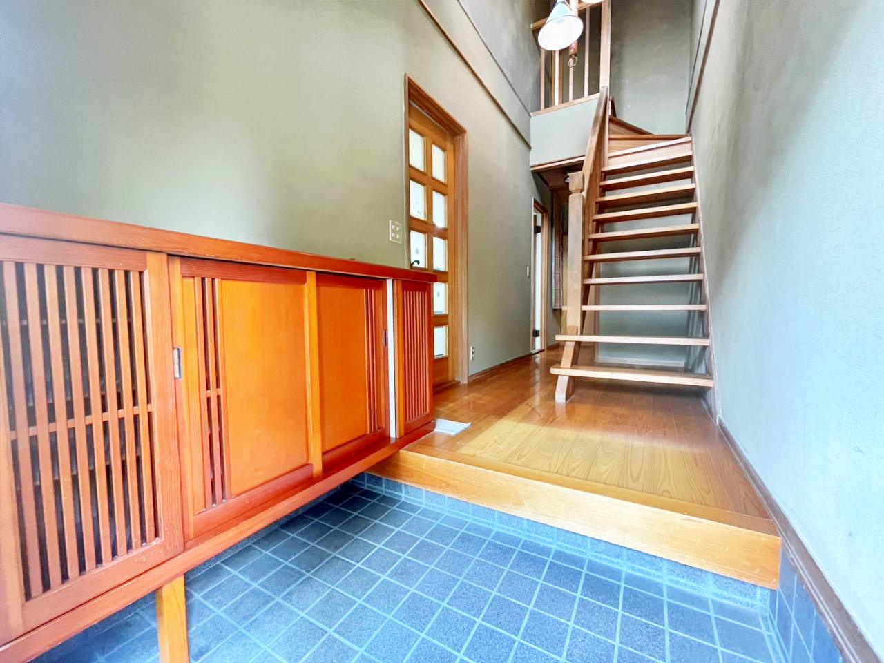 中古戸建　南つつじヶ丘桜台2丁目の玄関