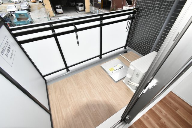 S-FORT大正リヴィエールのバルコニー