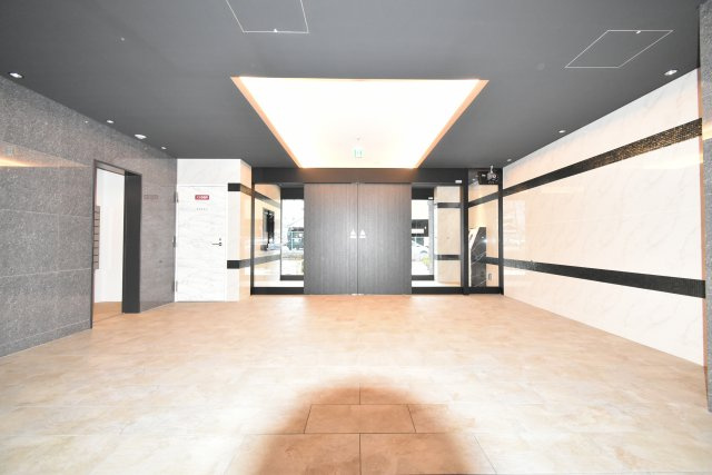 S-FORT大正リヴィエールのロビー