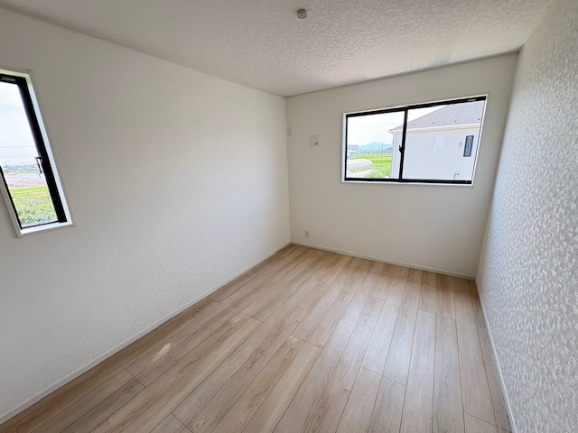 上里町勅使河原第17（全7棟）1号棟の洋室