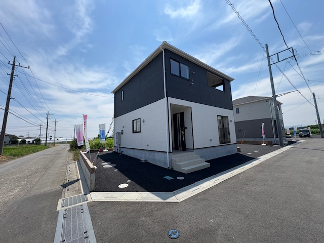 上里町勅使河原第17（全7棟）1号棟の外観