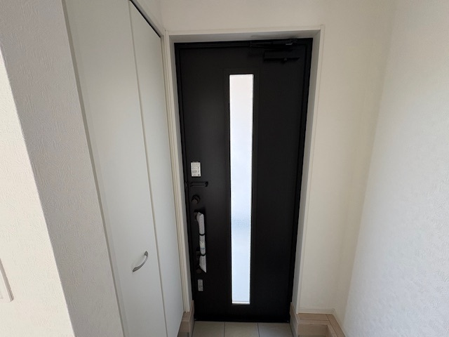 上里町勅使河原第17（全7棟）1号棟の玄関