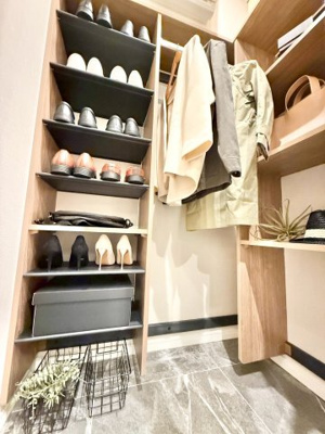 【収納】 | 勝どきザ・タワー | シューズルームです