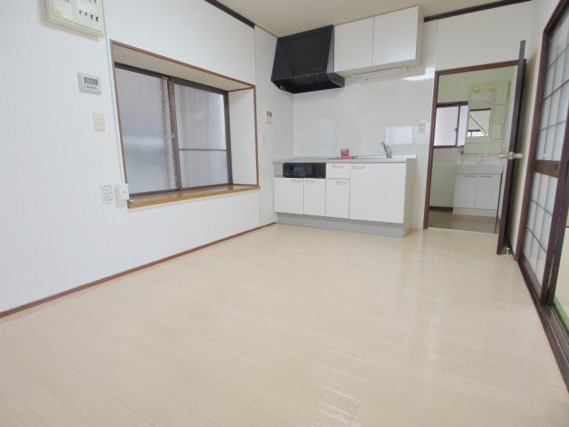 北川貸家の居間・リビング