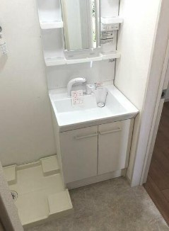 アンビション川越の独立洗面台