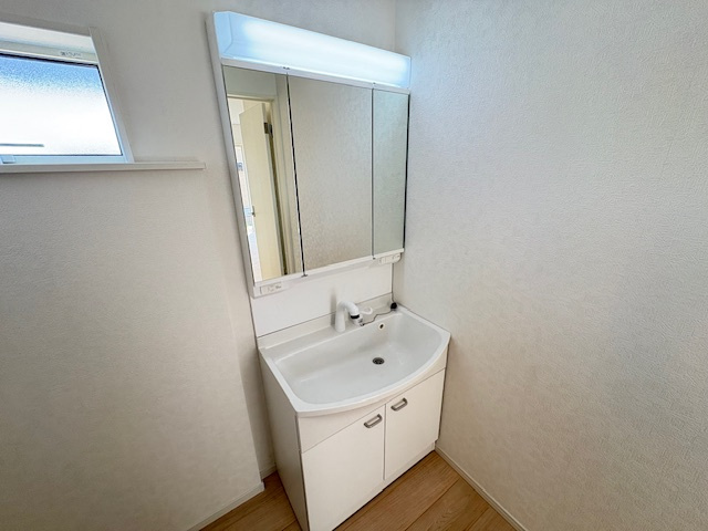 上里町勅使河原第17（全7棟)6号棟の独立洗面台