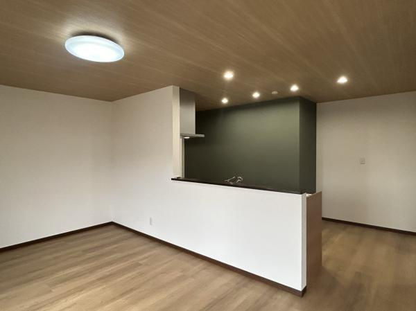 【居間・リビング】