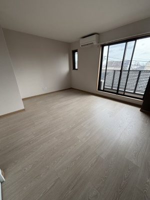 【洋室】 | ソレイユアーバン18