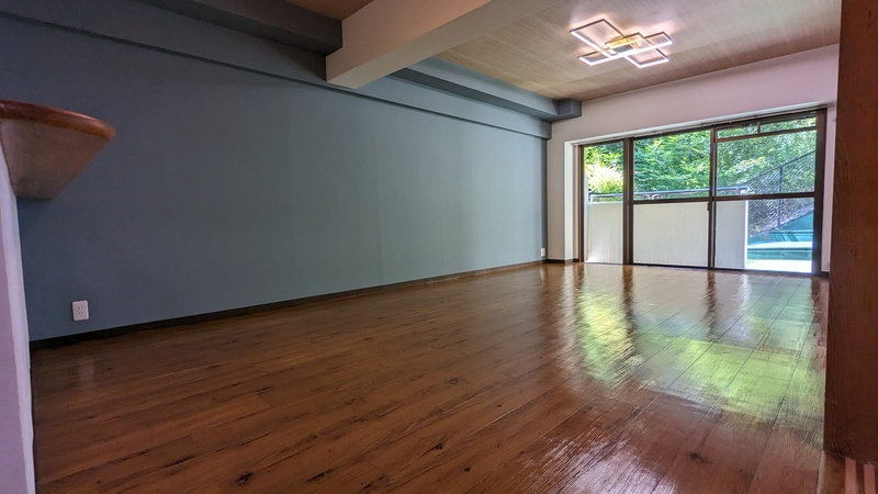 ライオンズマンション生駒俵口２番館の居間・リビング