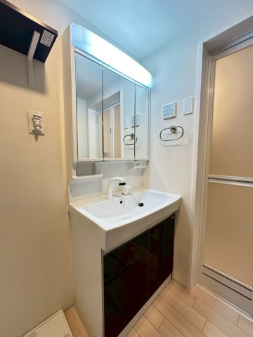 【独立洗面台】 | フォレストヴィラ千里イースト