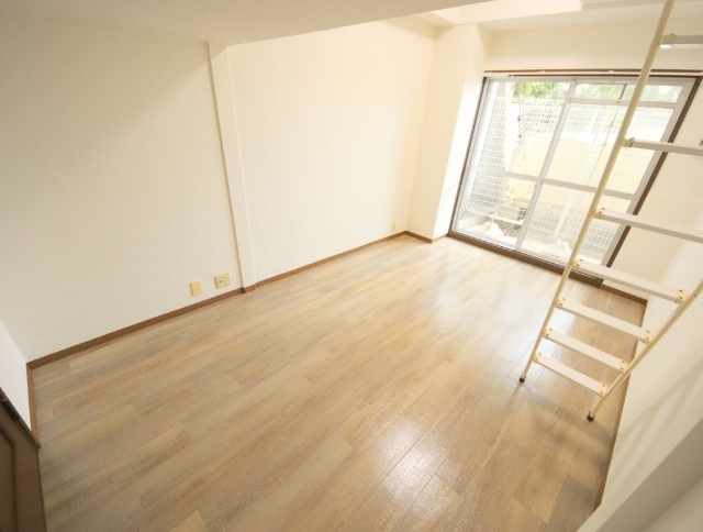 シティパレス生駒谷田町Ｐ6のその他