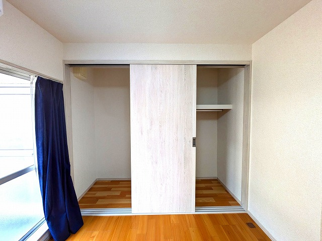 コーポ中央の収納