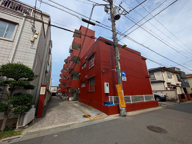 コーポ中央の外観