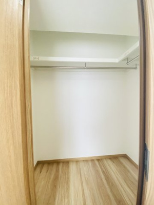 【収納】 | メガロン逗子 | 約7.2帖洋室WIC