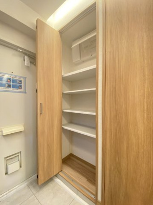 【玄関】 | メガロン逗子 | 玄関部分、シューズボックス