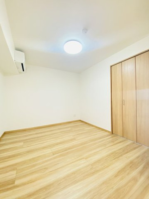 【洋室】 | メガロン逗子 | 約6.6帖洋室