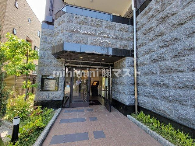 プレサンス大阪福島レシェンテのエントランス