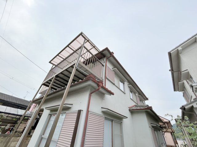 北信貴ケ丘2丁目貸家