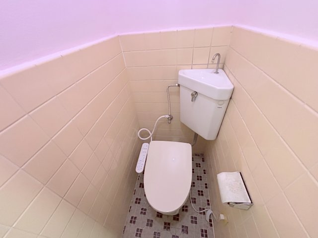 北信貴ケ丘2丁目貸家のトイレ