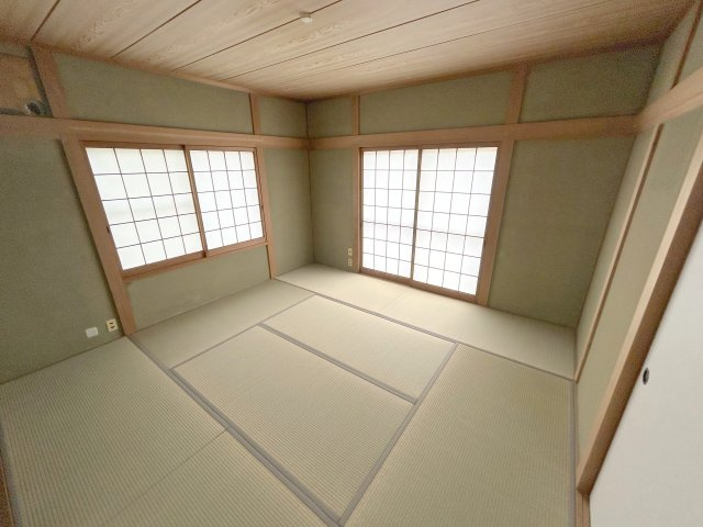 北信貴ケ丘2丁目貸家の和室