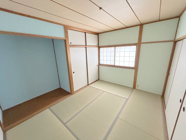 北信貴ケ丘2丁目貸家の和室