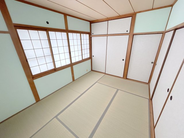 北信貴ケ丘2丁目貸家の和室