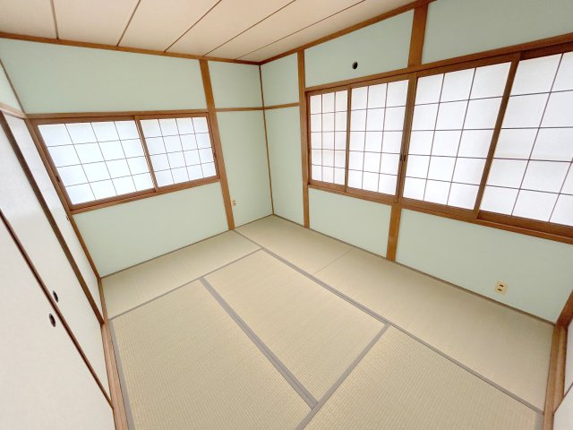 北信貴ケ丘2丁目貸家の和室