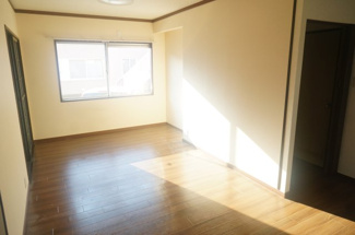 【居間・リビング】