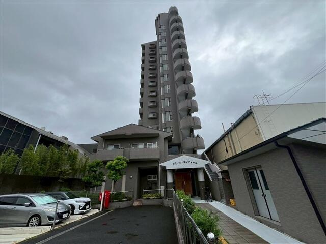 ドミール・コンフォールの外観