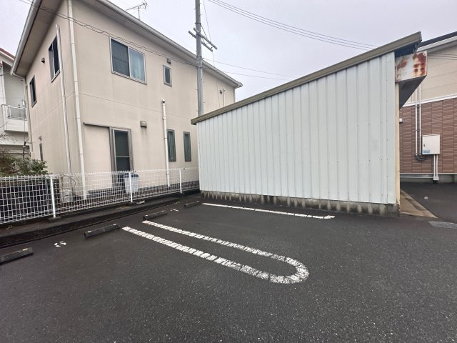 アライブカーサⅠの駐車場