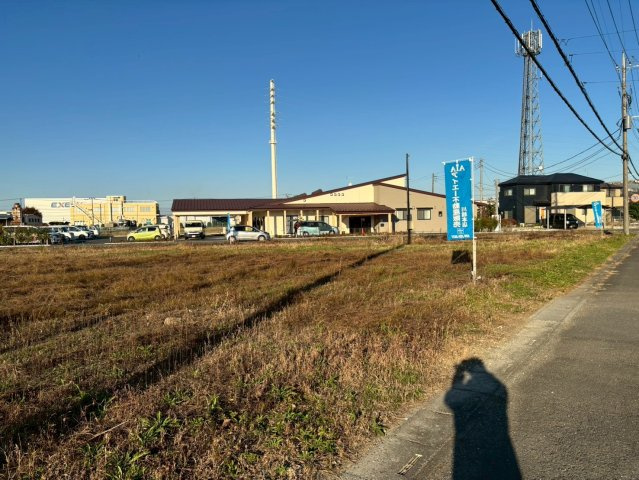 土地　川越市鹿飼 の前面道路含む現地写真|陽当り良好！2025.11.15撮影