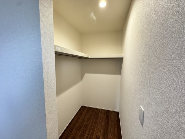 リーブルガーデンS  前橋茂木町第３　６号棟（平屋）の収納|洋室3収納です
ウォークインクローゼットです