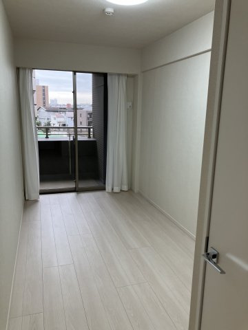 リビオ初台アリアフォートの洋室