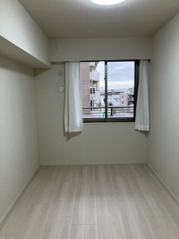 リビオ初台アリアフォートの洋室