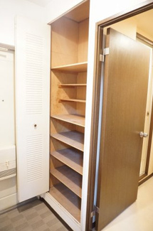 【玄関】 | ドルフヤマノウチＢ | シューズボックス