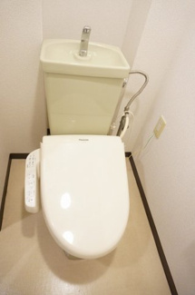 【トイレ】 | ドルフヤマノウチＢ | 温水洗浄便座