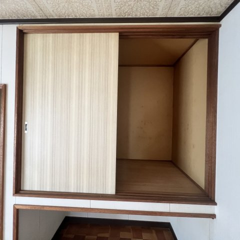 登別市新川町3丁目8-5戸建の収納